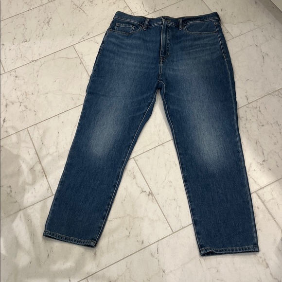 Madewell Straight Leg Jean - Picture 2 of 11